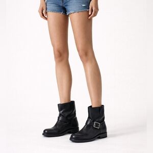 Frye Natalie Engineer Leather Boots Size 9